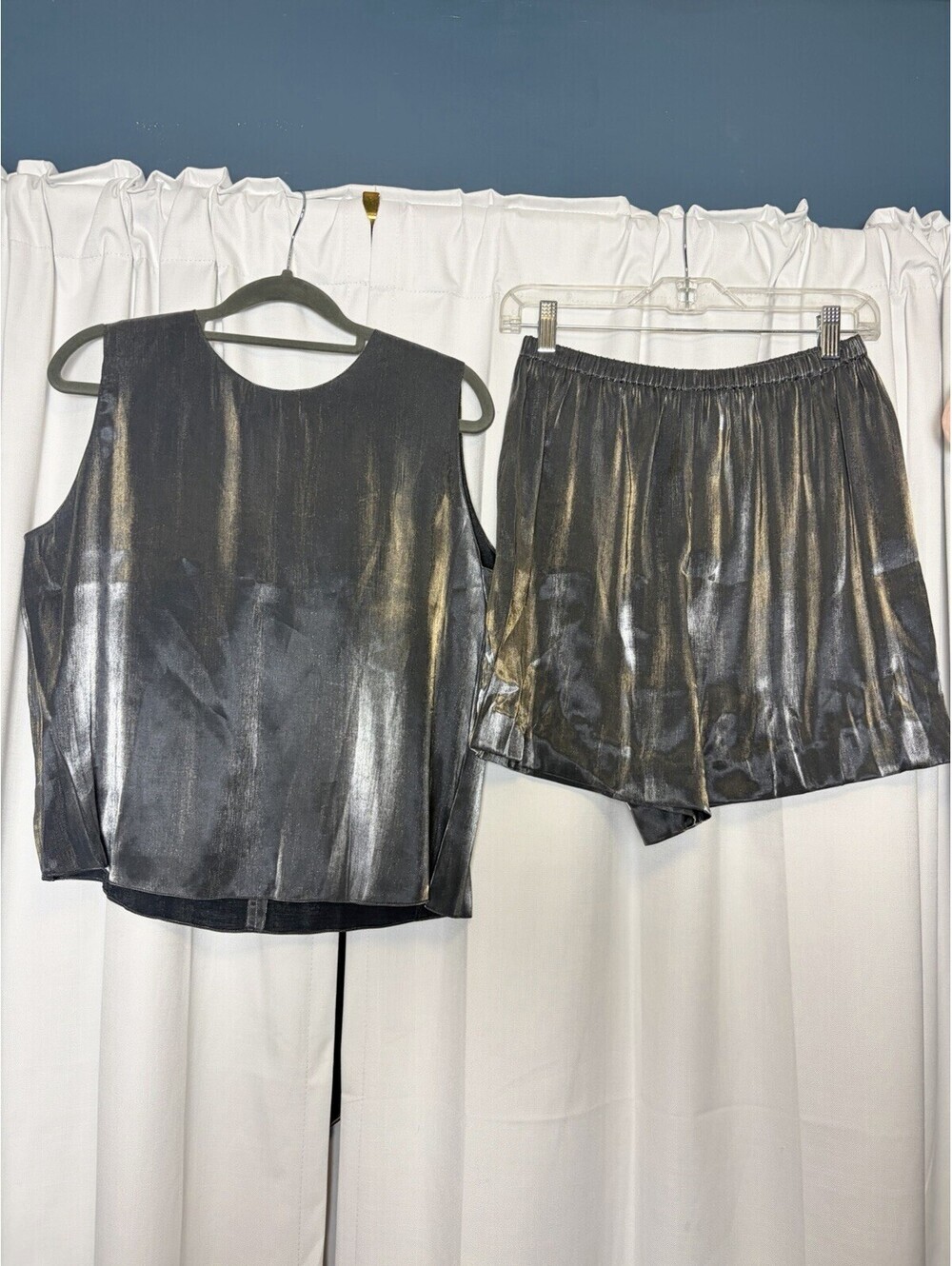 Rare Vintage 1980s Gabriele Knecht Metallic Silver Two Piece Short Set. S/M.